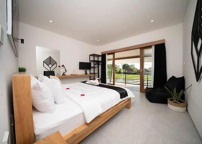 *luxury Astaga 2*modern*billiard*paddy View* Villa Canggu